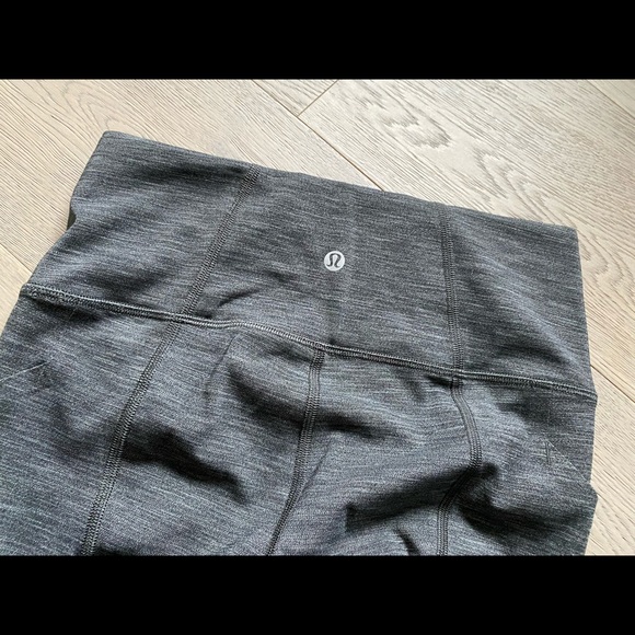 Lululemon Pace Rival High Rise Crop 22” - Picture 3 of 5